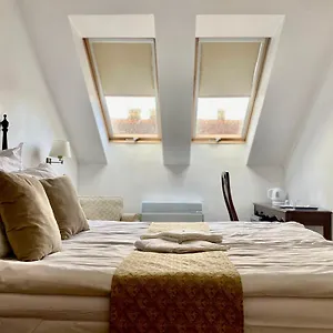 招待所 Opera16 Guestrooms, 布达佩斯